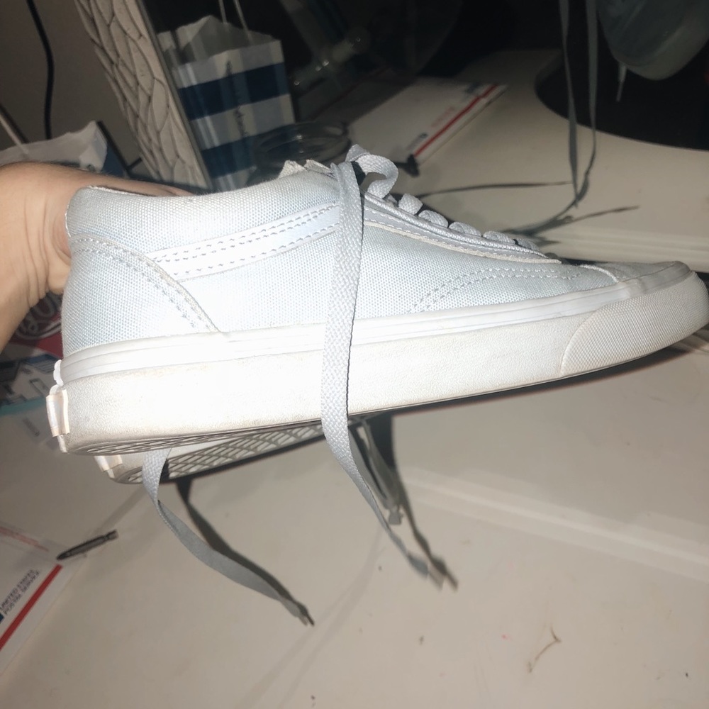 baby blue vans women’s size 8💙🦋❄️